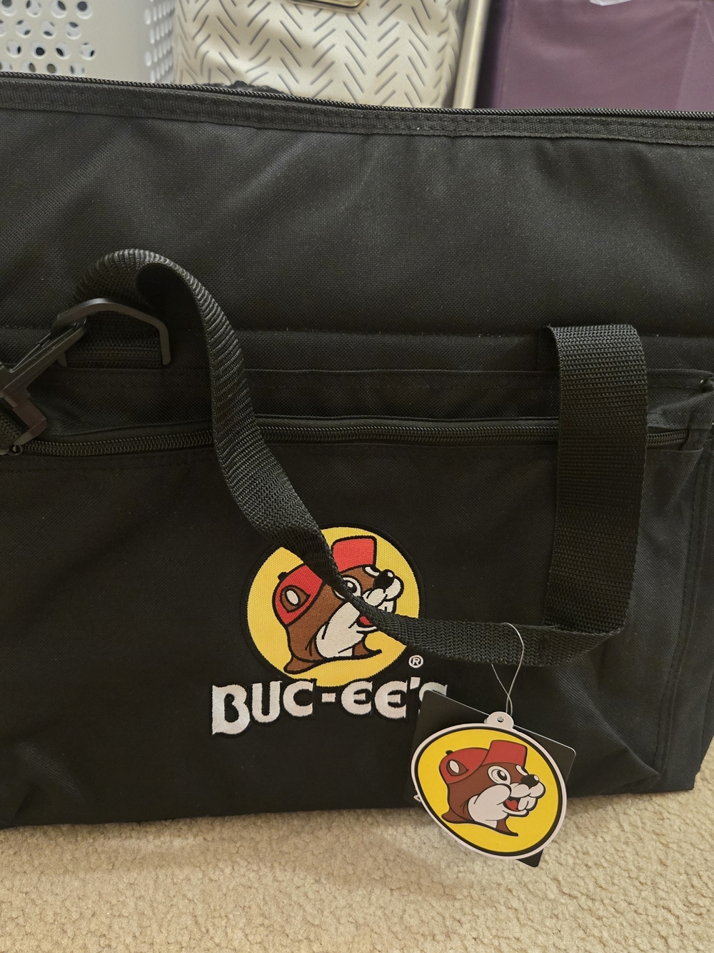 NWT Buc-ee's Insulated 24 Can Cooler Tote